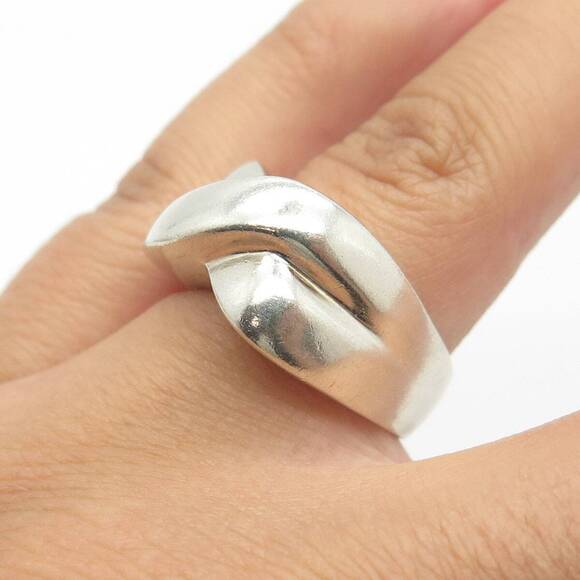 925 Sterling Silver Vintage Wide Crisscross Cocktail Ring Size 8.25 - Picture 2 of 8